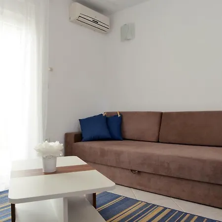 Apartment Letan *